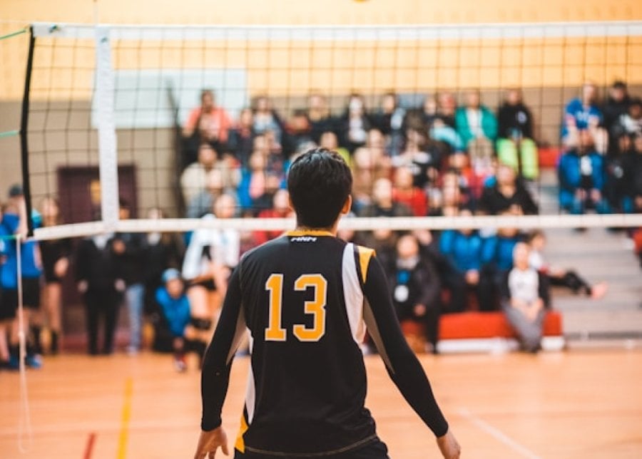 Le Volley-Ball français en or : succès olympique, défis locaux et perspectives d’avenir