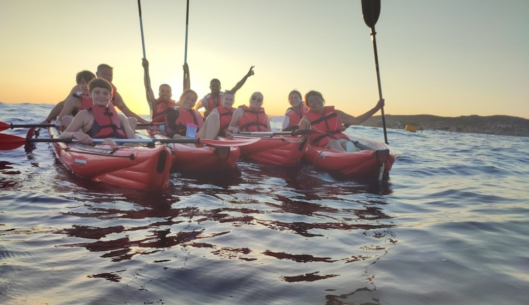 Excursion Apéro Coucher de soleil en Musique en kayak de mer depuis La Seyne Sur Mer