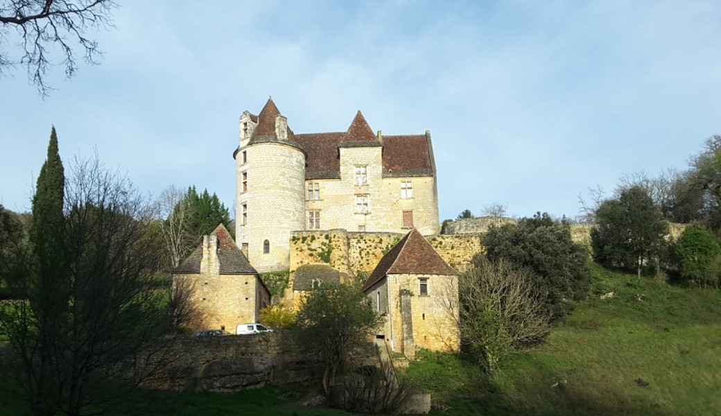 Visite grotte et extérieur du château de Panassou 